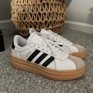 Adidas Platform Sneaker